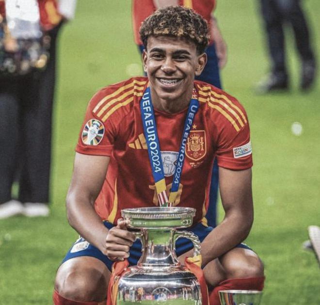 [德甲]多特蒙德“压哨”获得欧冠资格