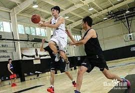 3中卫体系彻底失败！阿莫林让曼联掉出豪门之列，下课是咎由自取