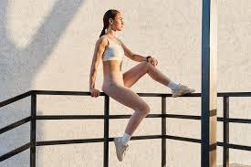 坑完曼联坑热刺，“欧洲黑店”甩卖三人，狂赚1.7亿事了拂衣去