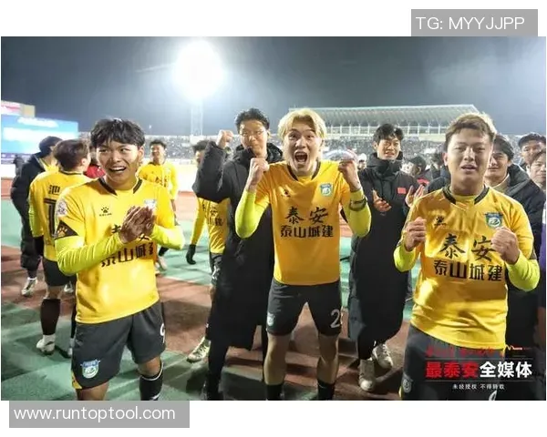 纳达尔聊欧冠：巴萨皇马决赛对决？且看且待！